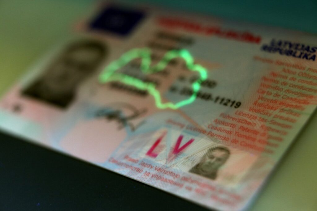 Purchase a legitimate driver's license from the EU, UK, Canada, or the United States. Purchase European drivers licenses, acquire residence permits, obtain passports and ID cards, including diplomatic passports. We offer a range of options such as German driver's licenses, Dutch ID cards, and UK licenses. Purchase a driving license, obtain a European driving license, acquire an international driving licence, regain your revoked licence. Purchase a boat license and acquire a hunting license, ship license and more.